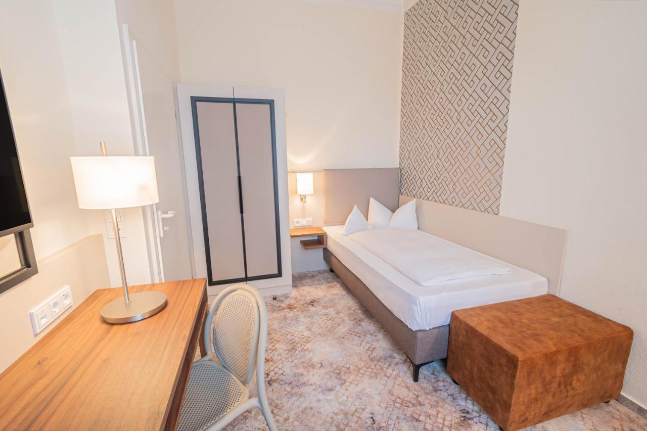 Hotel Villa Am Kurpark Bad Homburg vor der Hoehe Ngoại thất bức ảnh