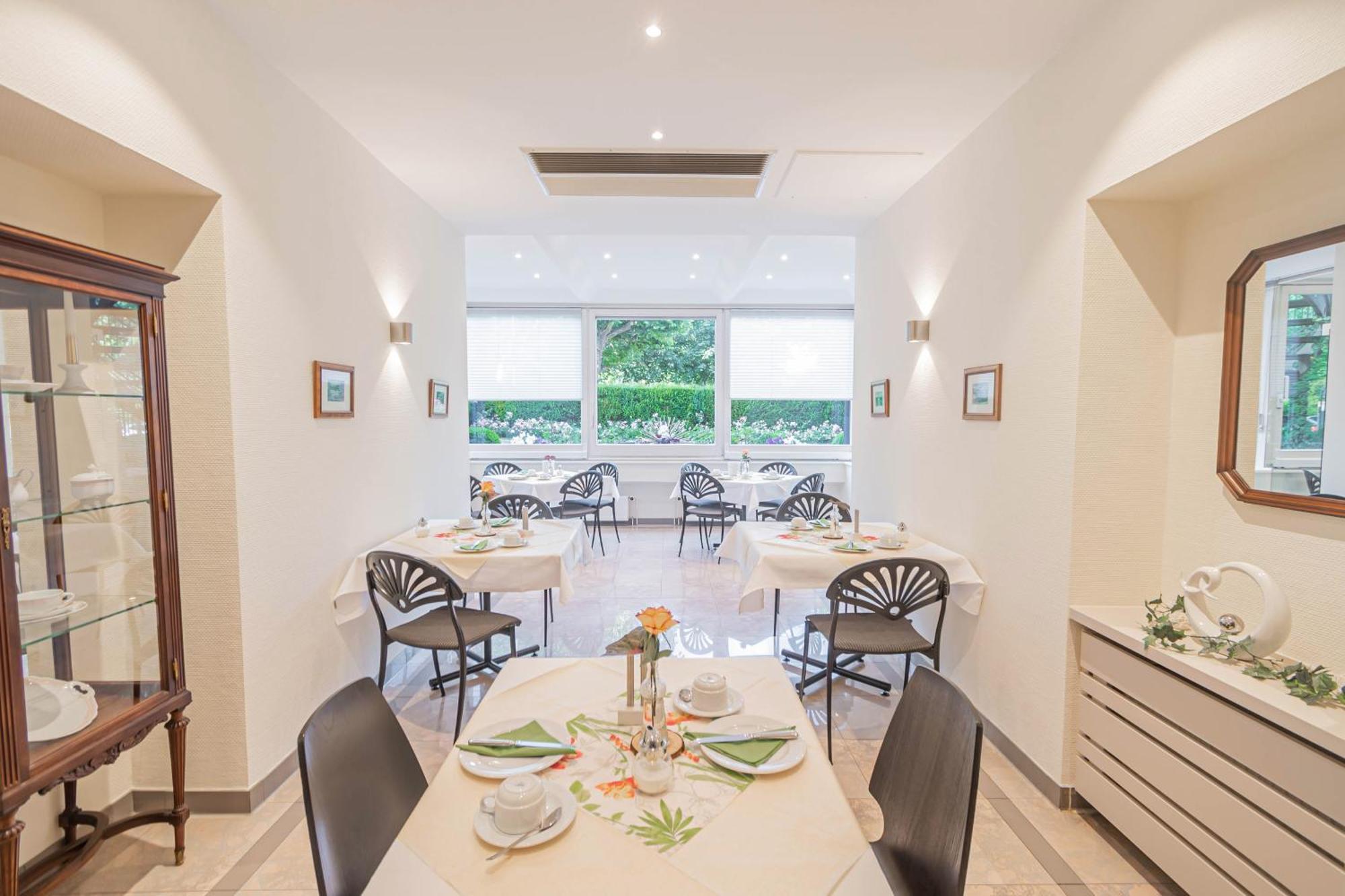Hotel Villa Am Kurpark Bad Homburg vor der Hoehe Ngoại thất bức ảnh