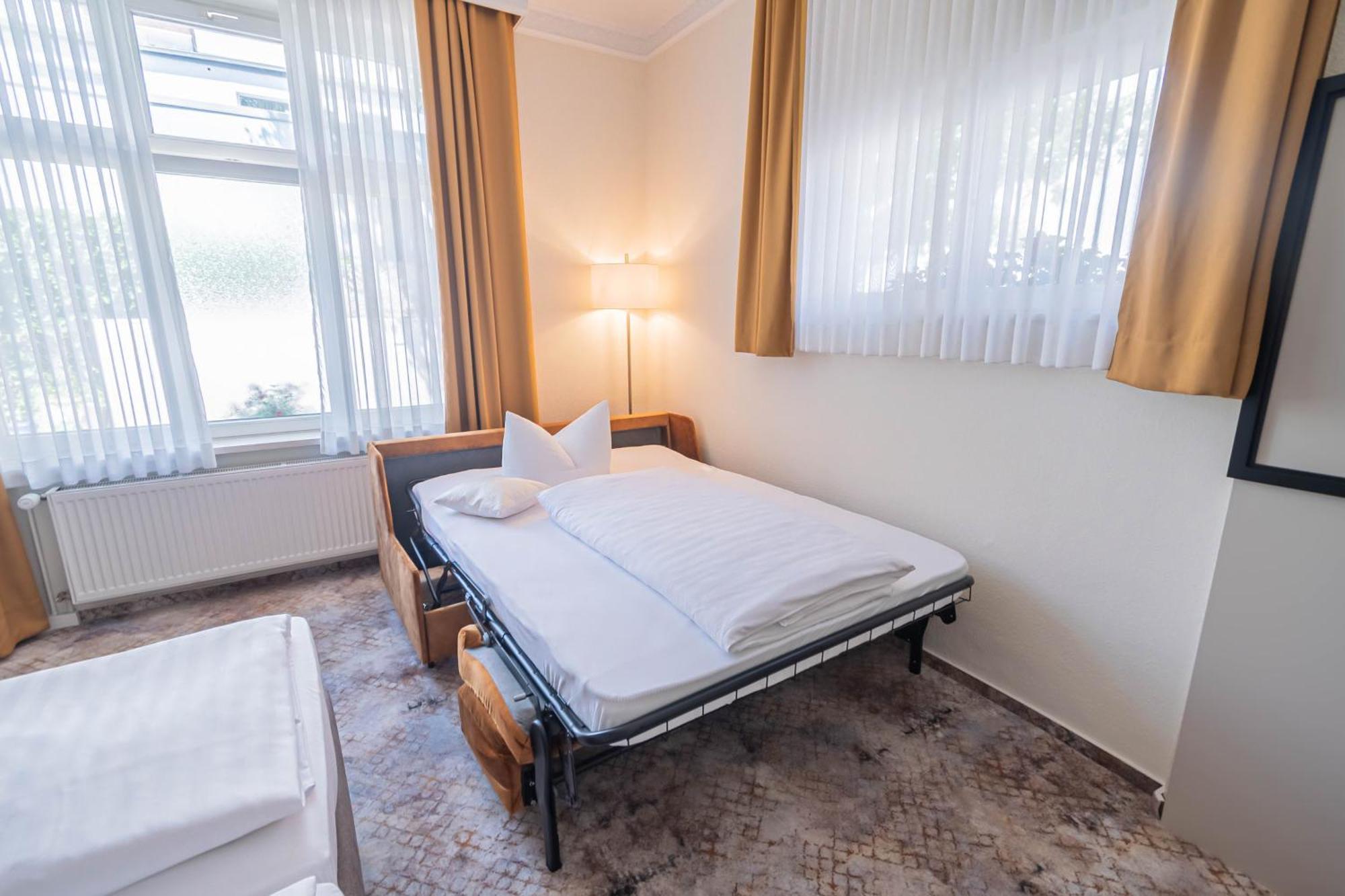 Hotel Villa Am Kurpark Bad Homburg vor der Hoehe Ngoại thất bức ảnh